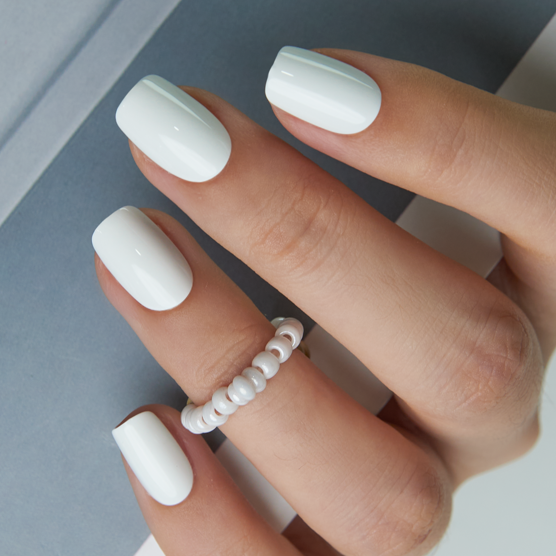 White Pearl – M Squoval