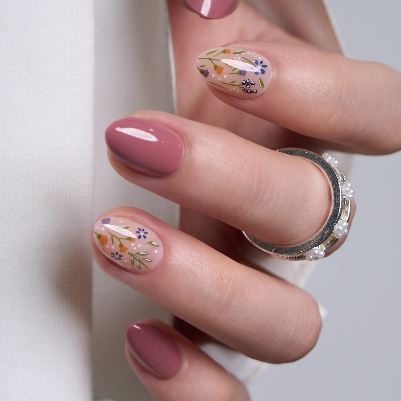 Rustic Bloom - RS Almond