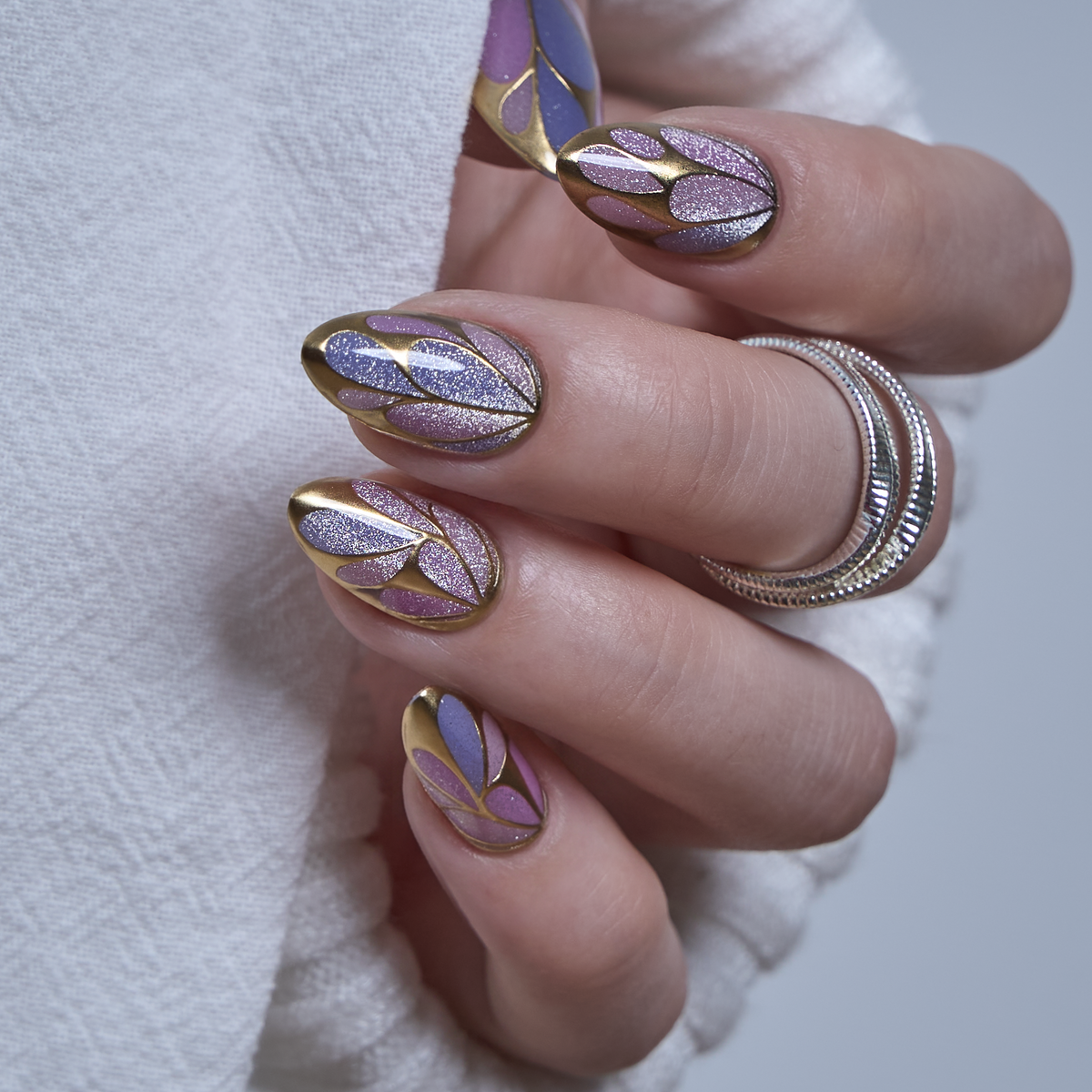 Designer's Pick | Amethyst Petals - S Almond