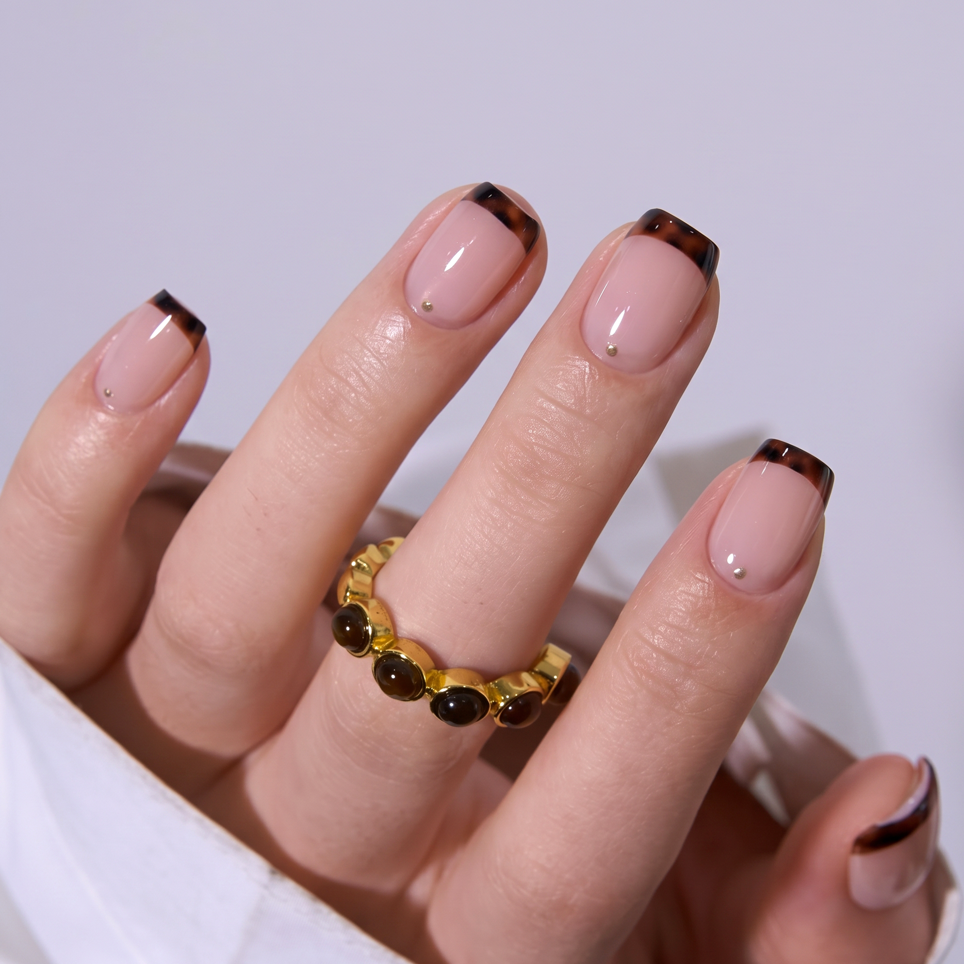 Amber Muse - S Squoval