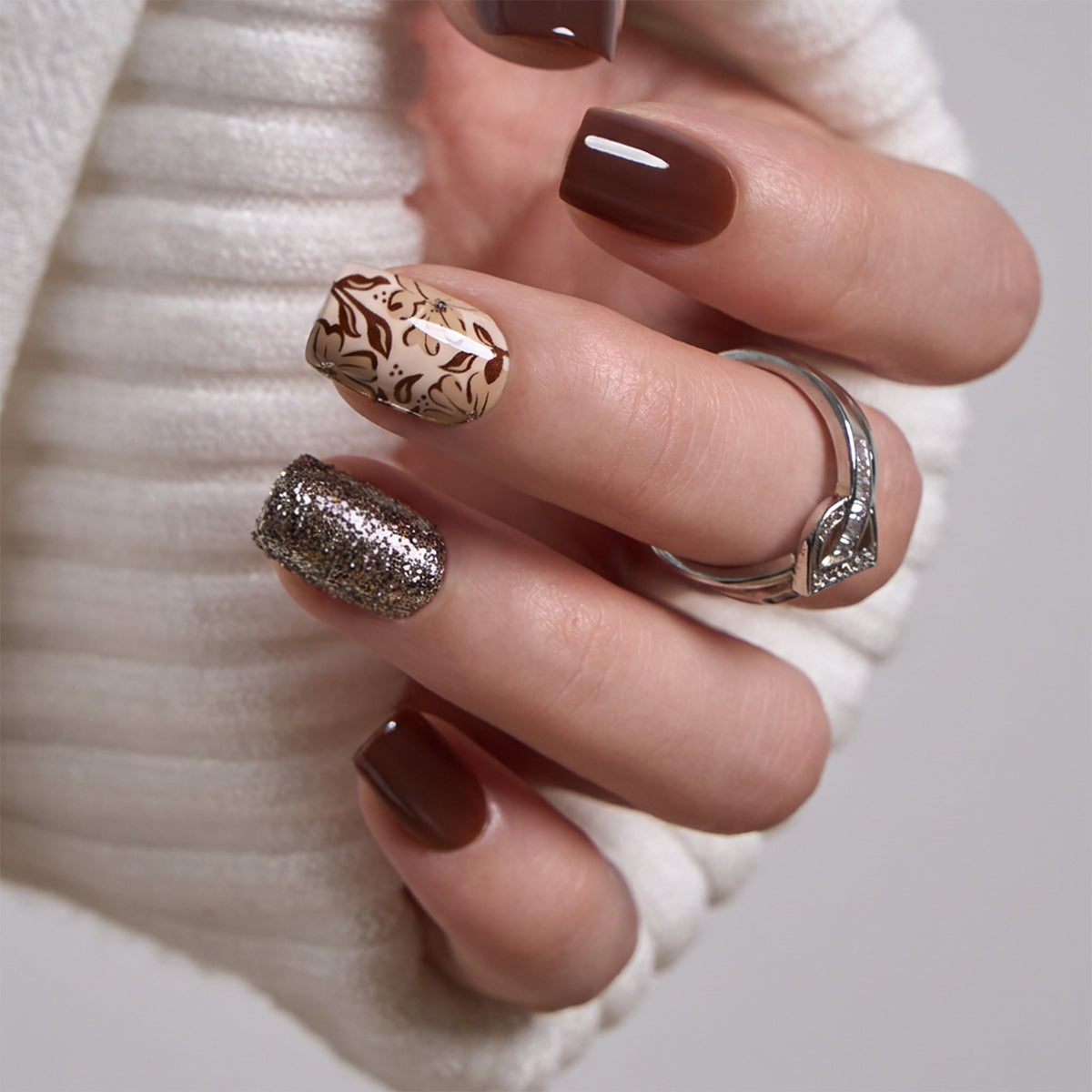 Golden Mocha – S Squoval