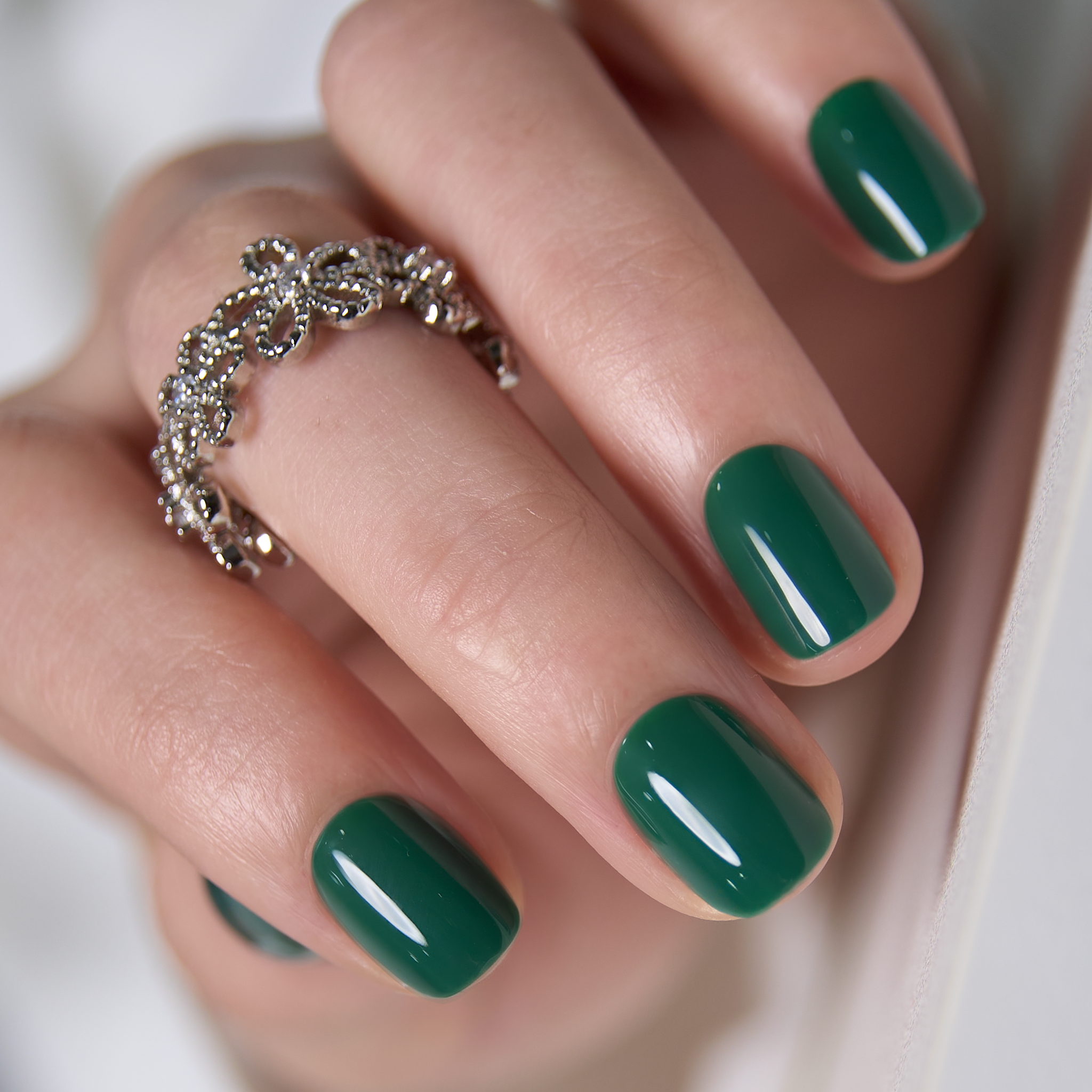 Emerald Muse – RS Squoval