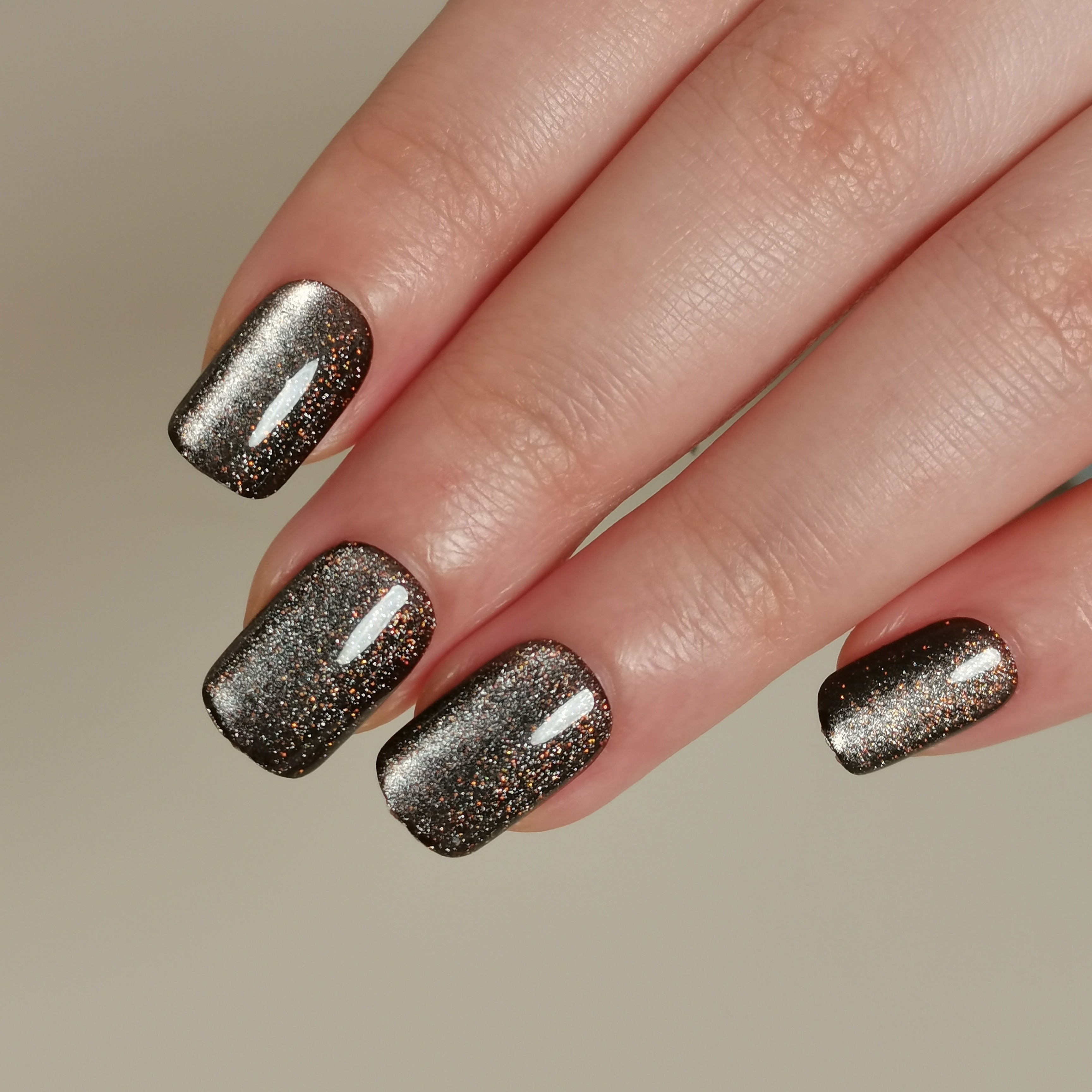 Charcoal Glitter – S Squoval