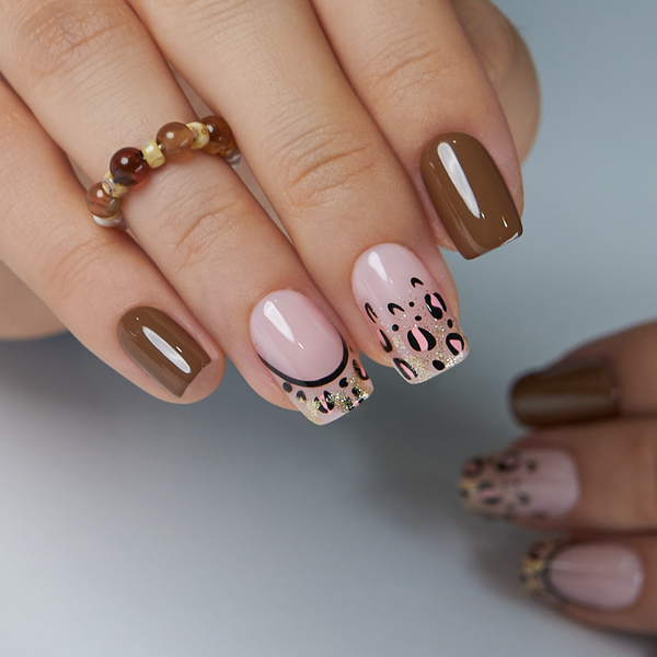 24 Stück/Set Press-On-Nägel CZ462-B7