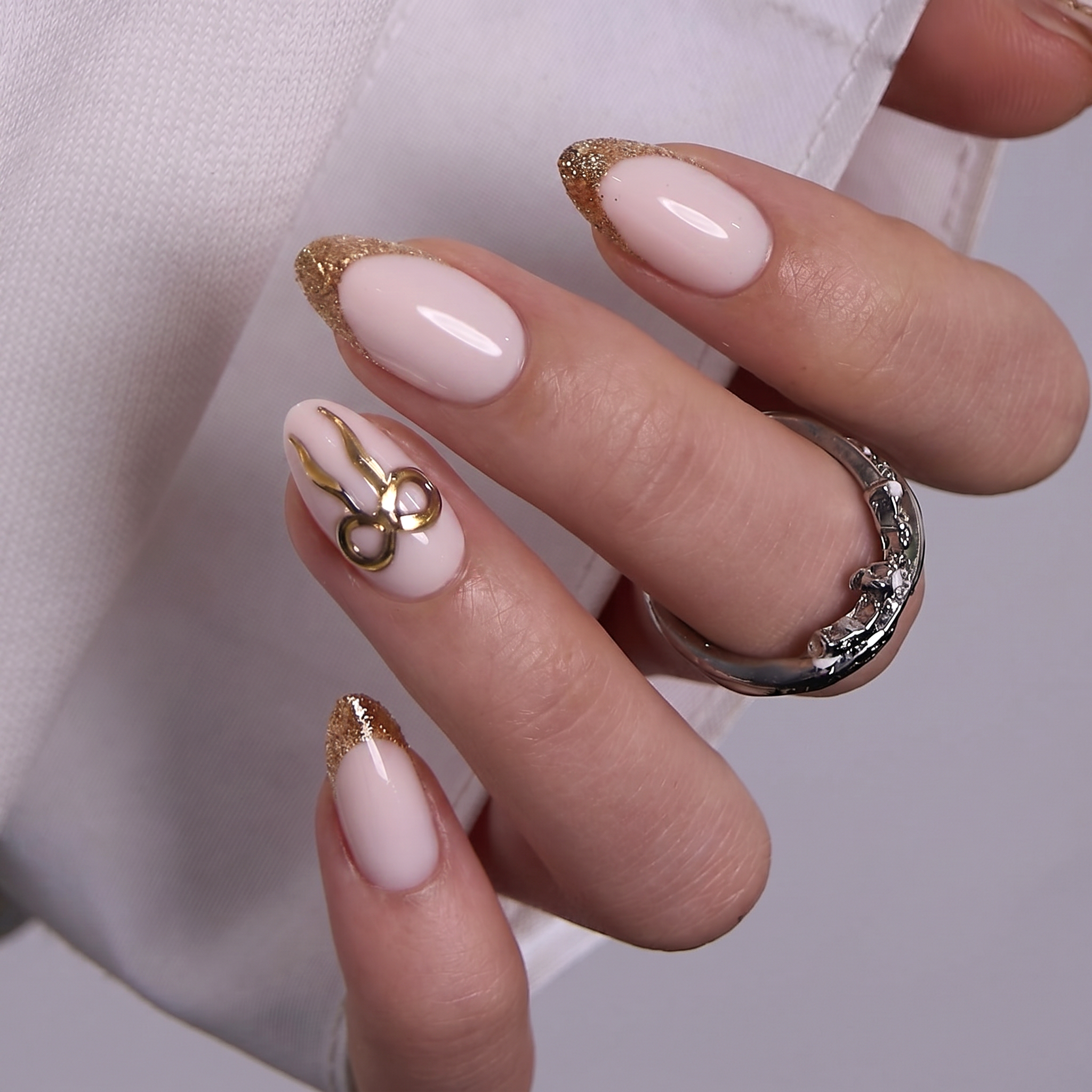 Designer’s Pick | Golden Poise – S Almond