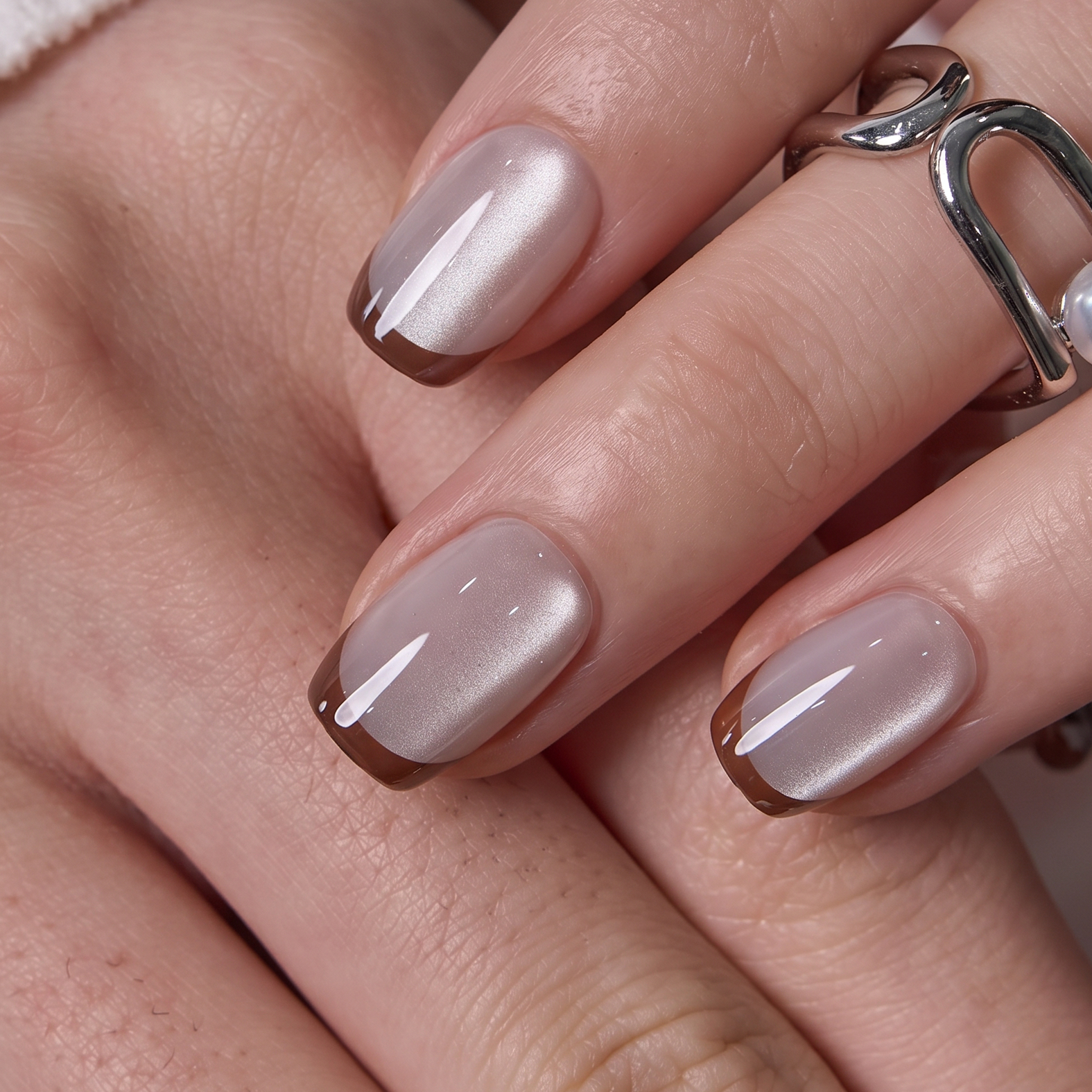 Latte Luster - S Squoval