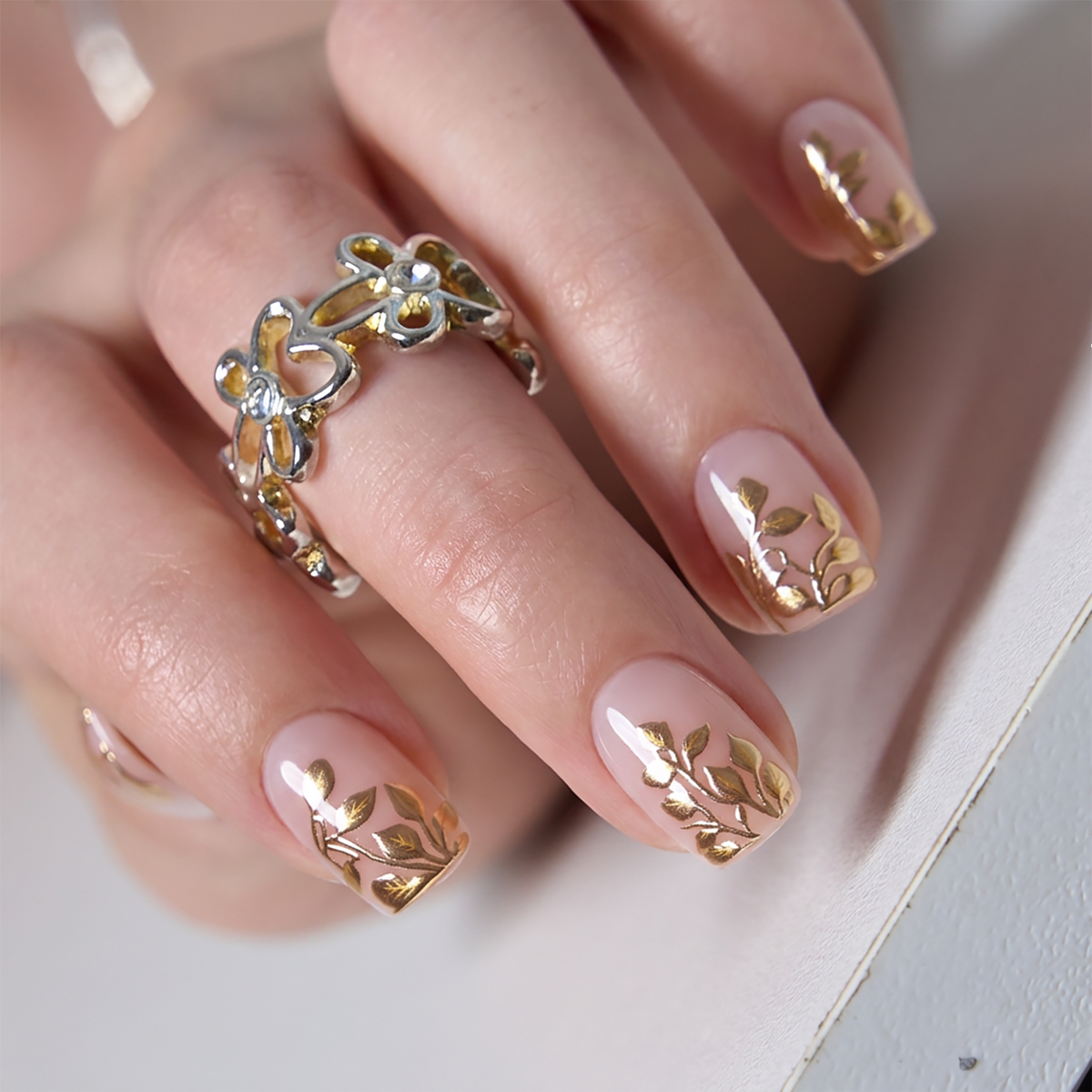 Designer's Pick | Golden Canopy - S Squoval