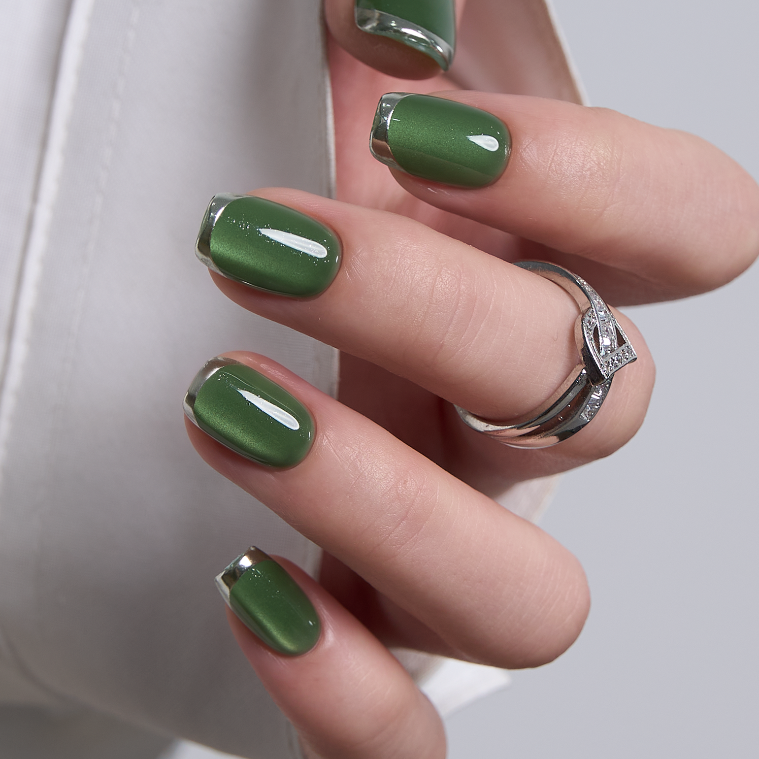 Emerald Aura - S Squoval