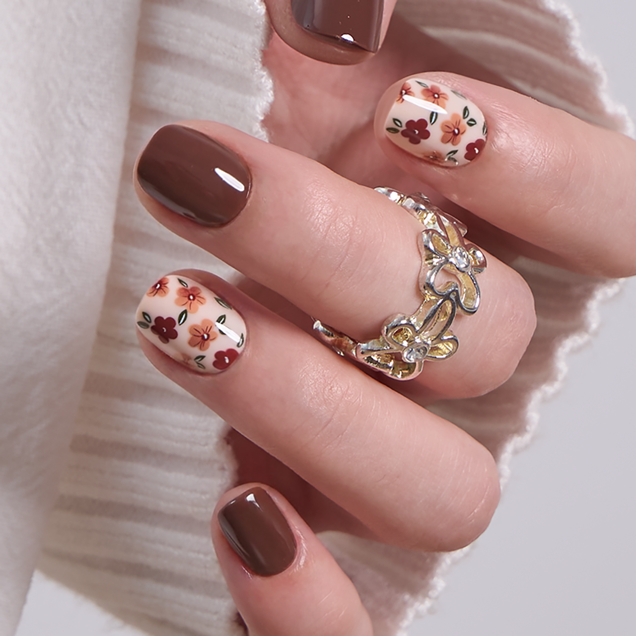 Mocha Flora - RS Squoval