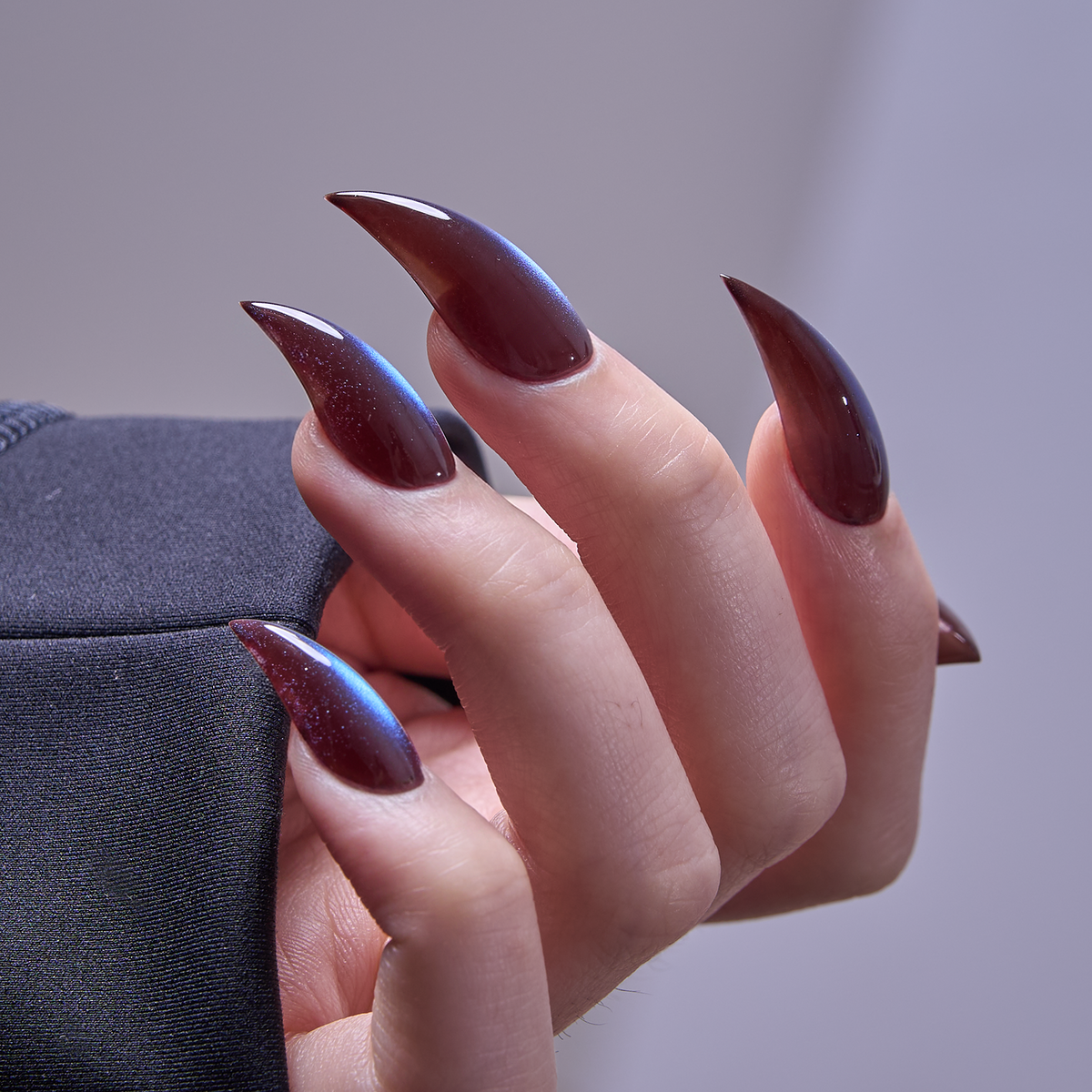 Nebula Shift - L Cat Claw nail