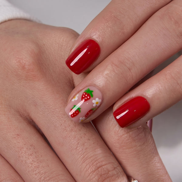 Strawberry Kiss – M Square