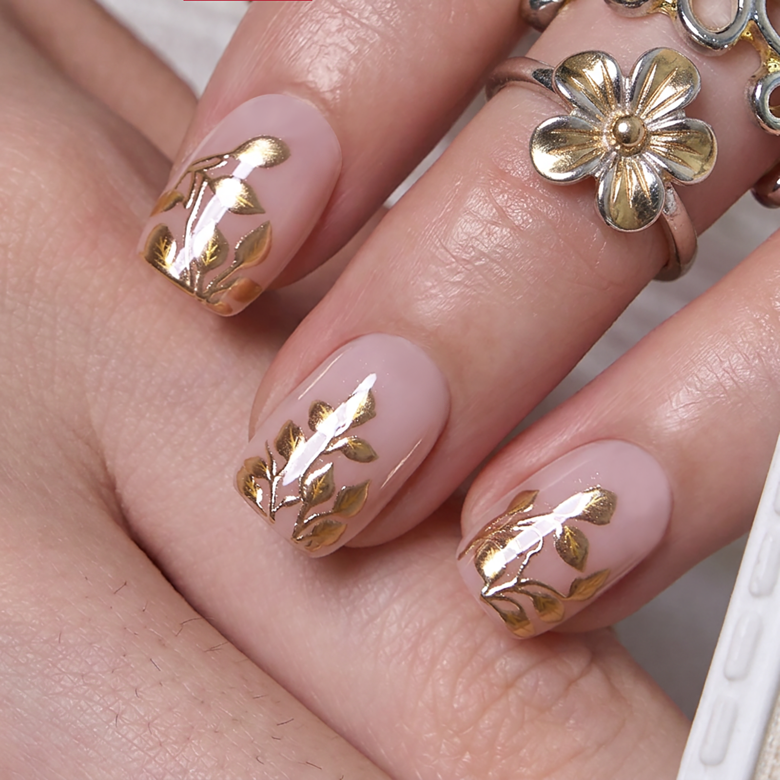 Designer's Pick | Golden Canopy - S Squoval