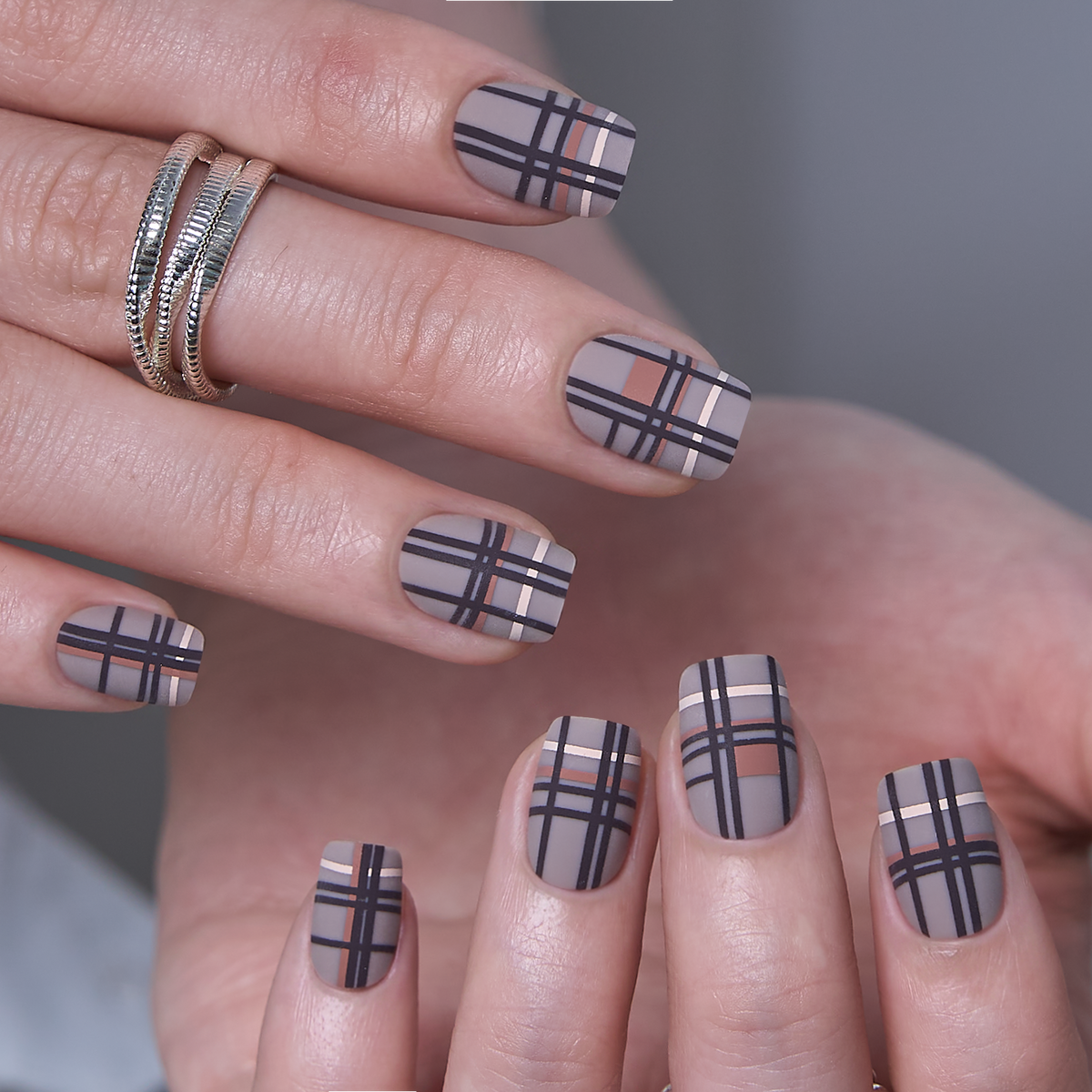 Tartan Muse - S Squoval