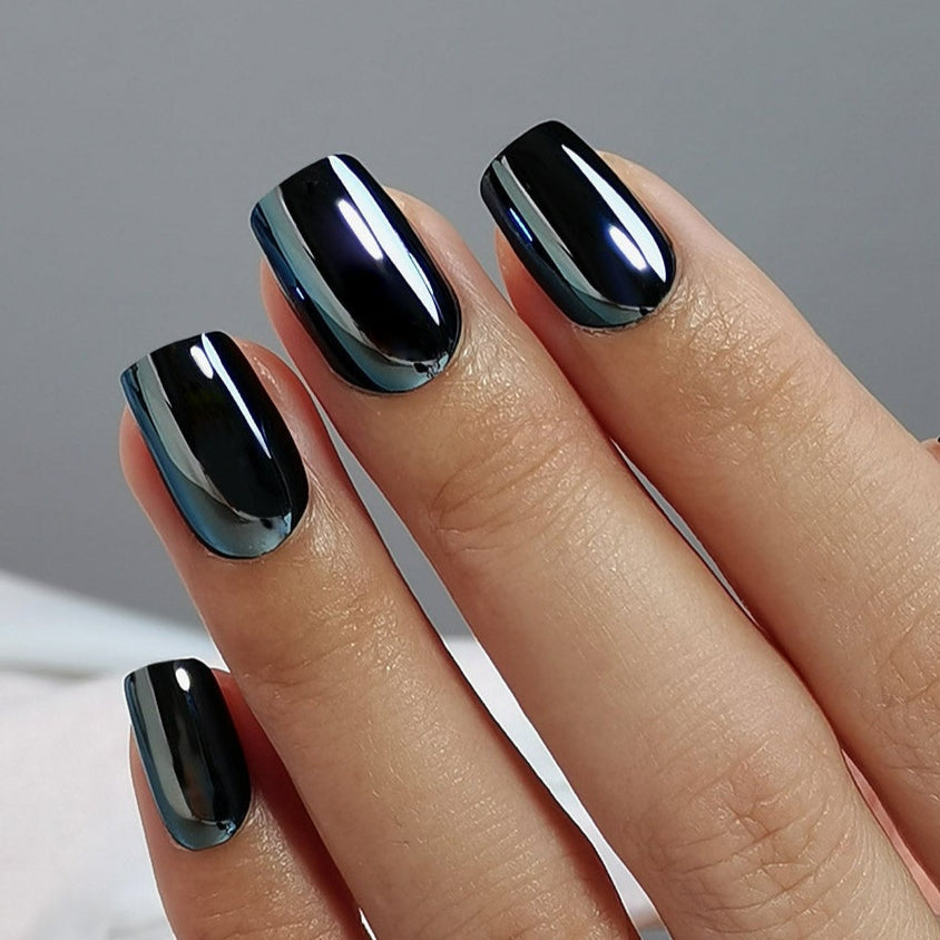 Curvlife short squoval Nail Art Press On Nails solid black chrome