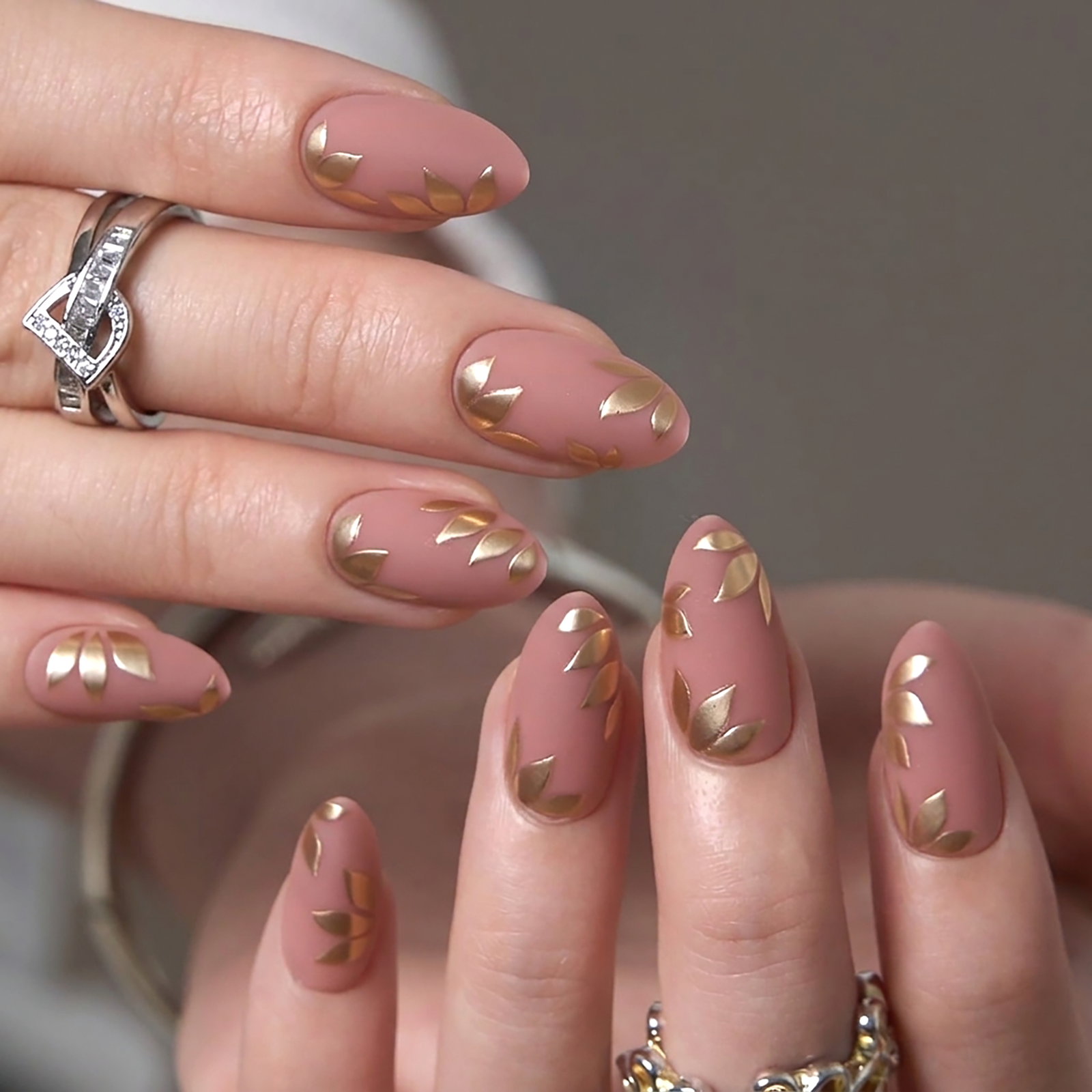 Designer's Pick | Nude Filigree - S Almond