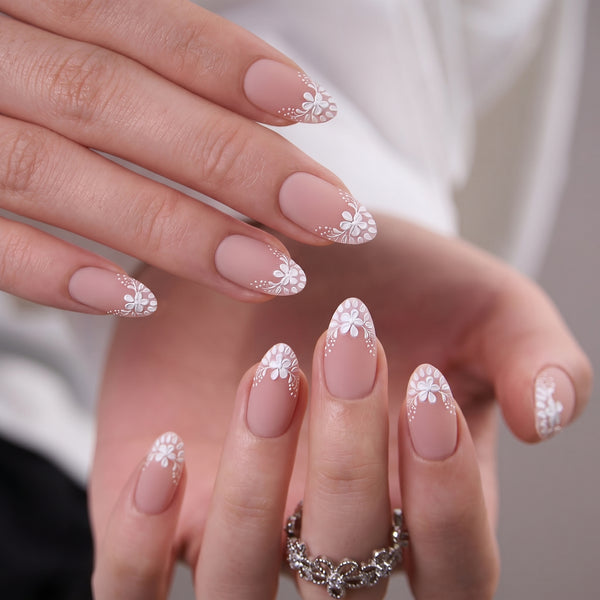 Designer’s Pick | Floral Tip – S Almond
