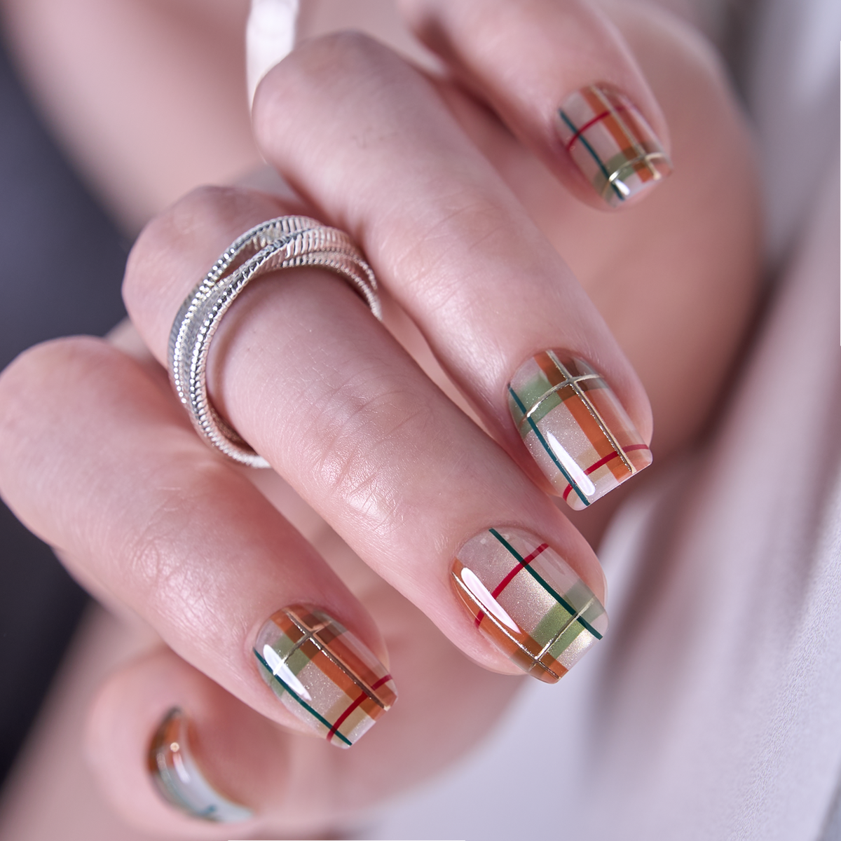 Holiday Tartan - S Squoval