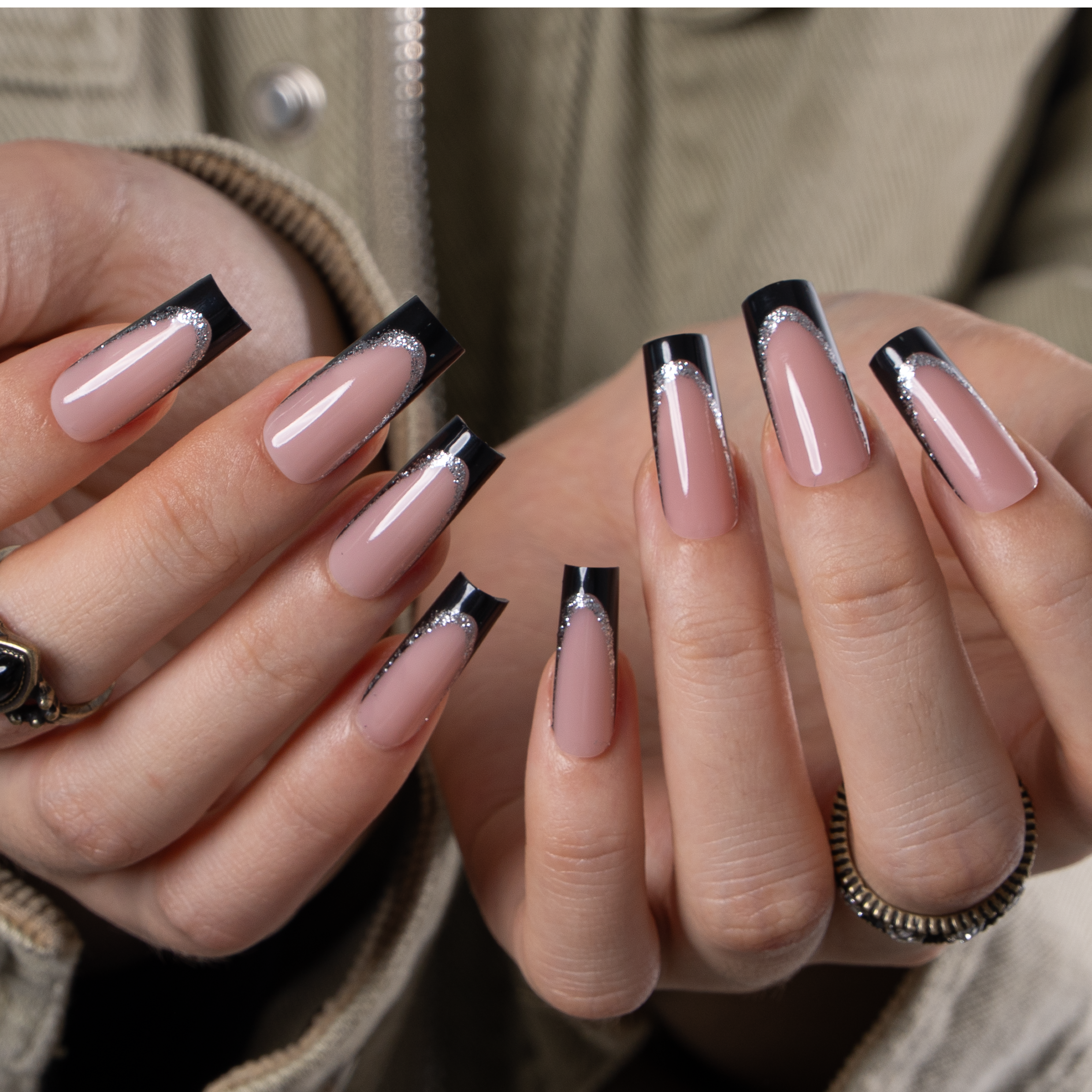 Designer’s Pick | Noir Shine – L Square