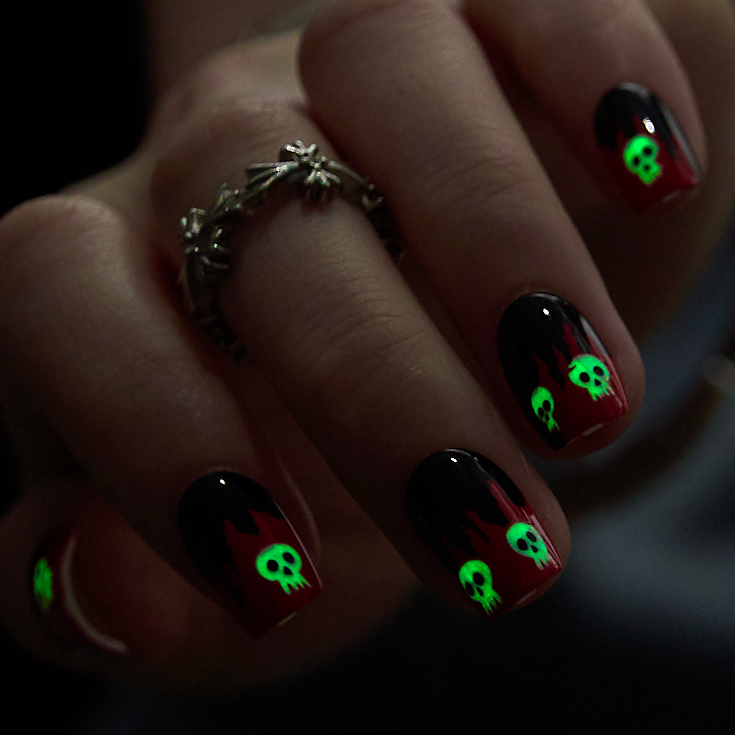 Crypt Glow - S Squoval