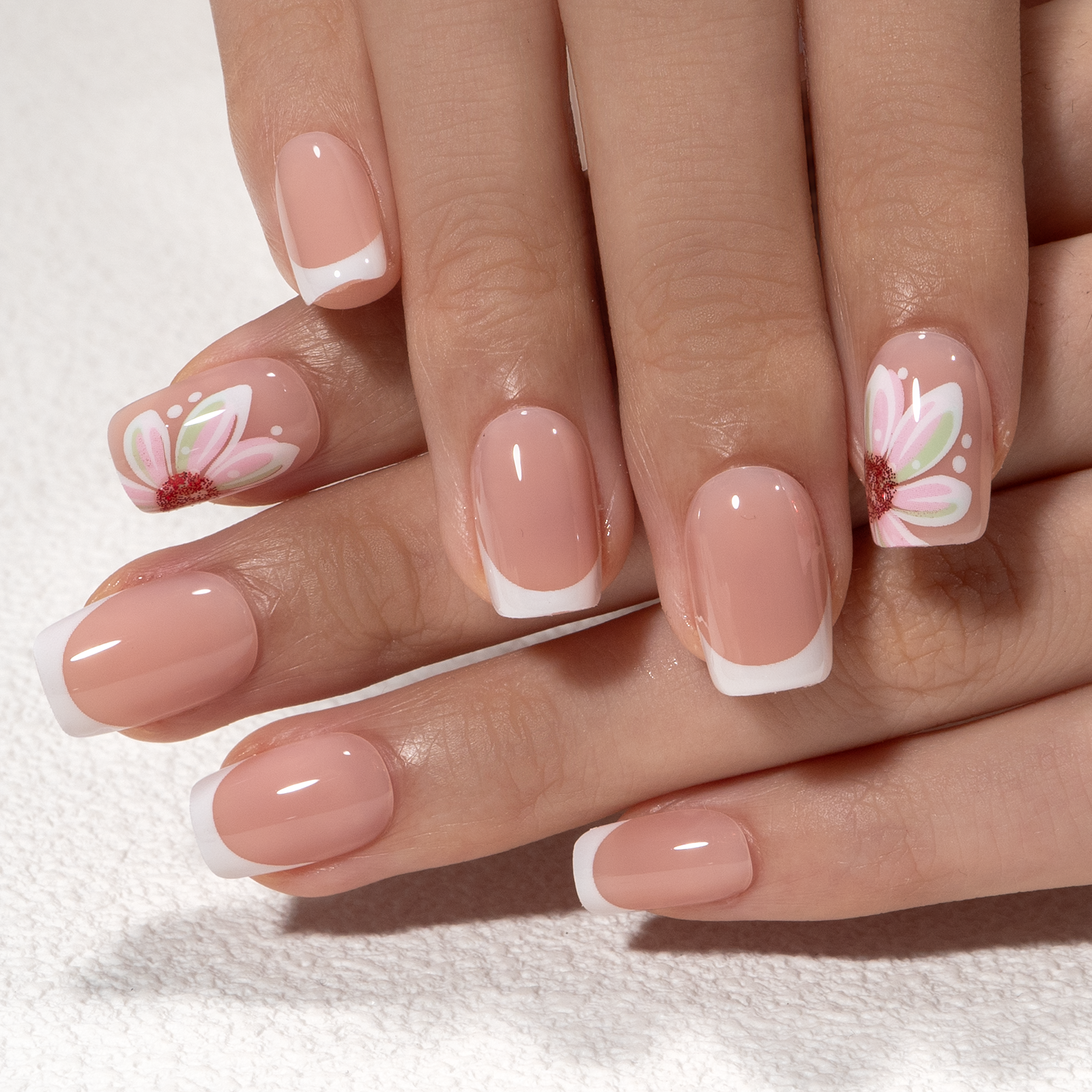 Curvlife Short Squoval Floral Fake Nails Patterns Prints Nude Glossy curvlife-short-squoval-floral-fake-nails-patterns-prints-nude-glossy
