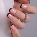 Elegant Noir – S Squoval